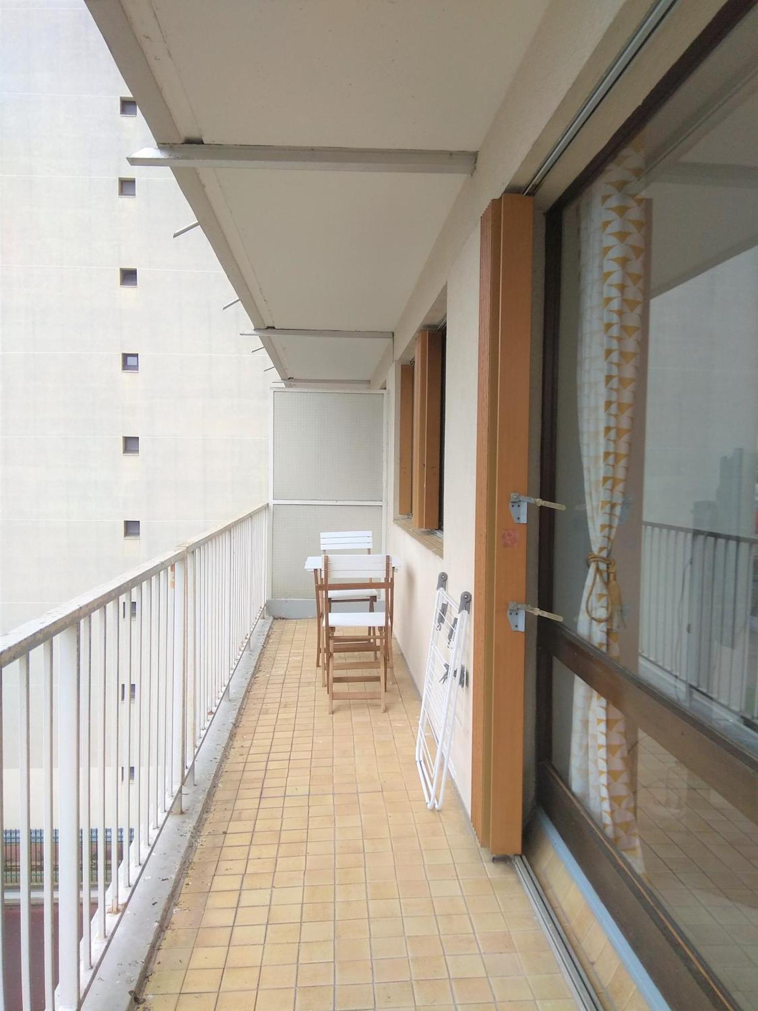 Budget Apart With Balcony And Great View 생드니 외부 사진